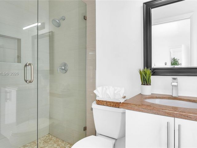 Home for rent at 151 SE 9th Ct - photo 7478120