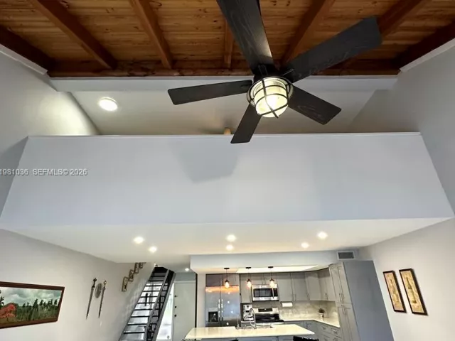 3-bedroom home for sale in Pembroke Pines - 11228 NW 14th Ct - MondialRealty