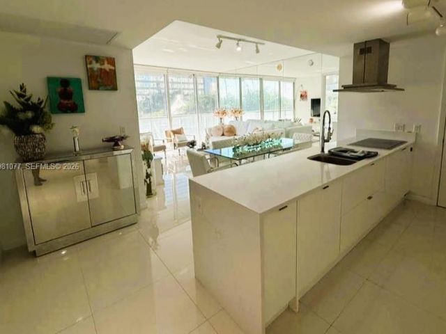 Apartment for rent  Unit #511 - photo 7510939