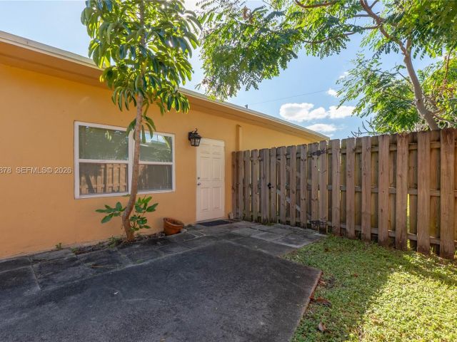 Home for sale at 2621 SW 12th Ter - photo 7482298