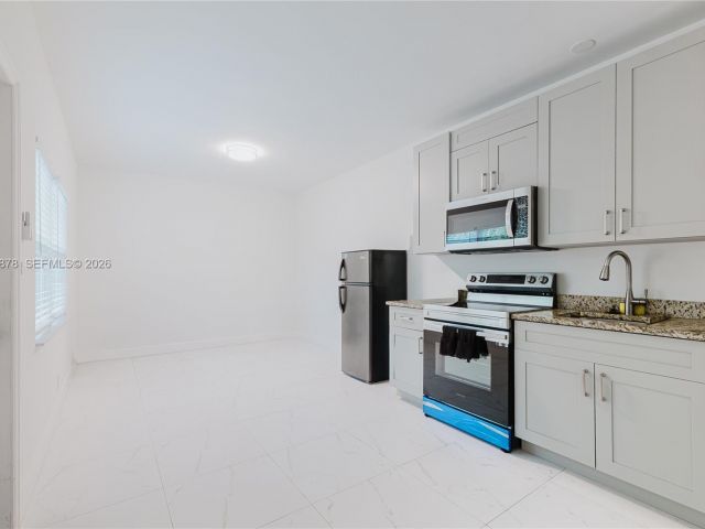 Home for sale at 2621 SW 12th Ter - photo 7482299