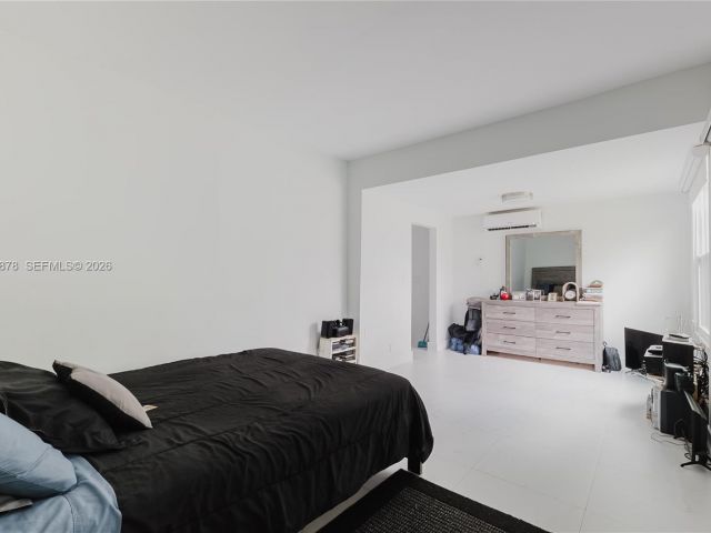 Home for sale at 2621 SW 12th Ter - photo 7482303