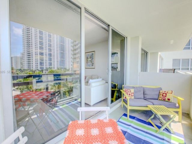 Apartment for rent  Unit #528S - photo 7508056