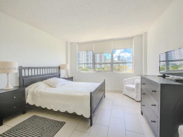 Apartment for rent  Unit #528S - photo 7508059