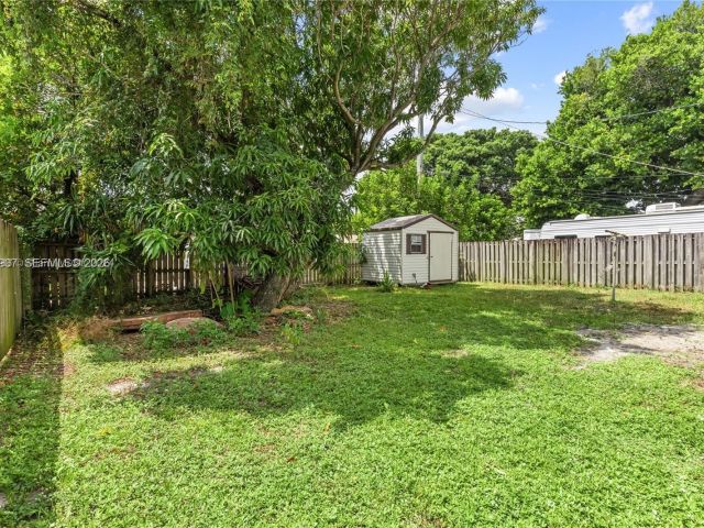 Home for rent at 2118 Cleveland St - photo 7473123