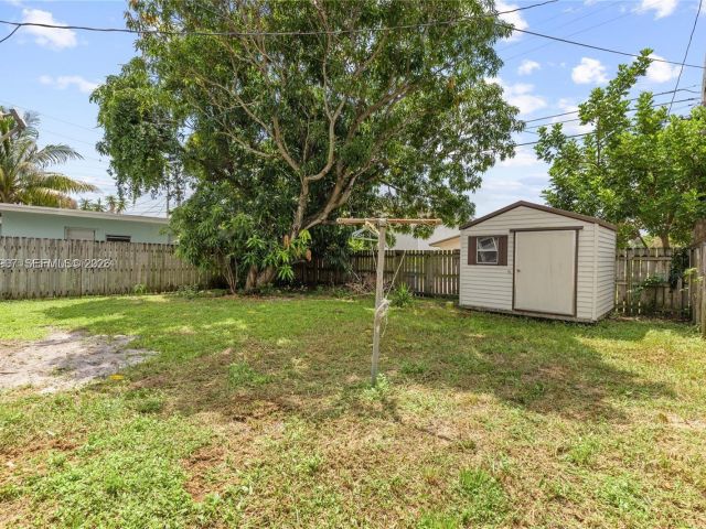 Home for rent at 2118 Cleveland St - photo 7473125