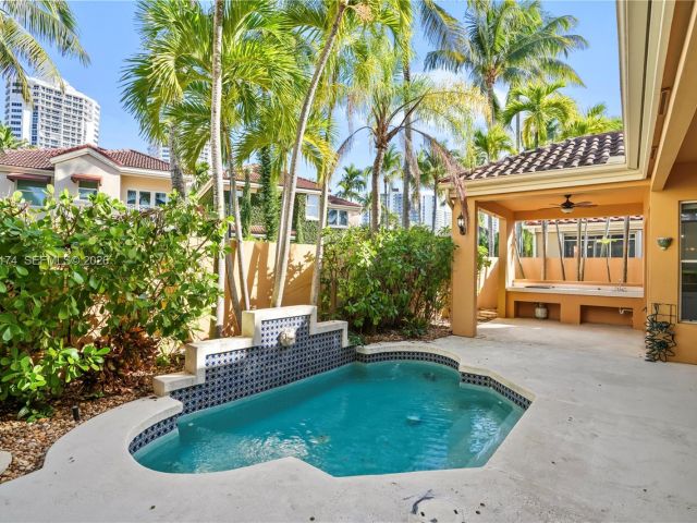 Home for sale at 3728 NE 208th Ter - photo 7476394