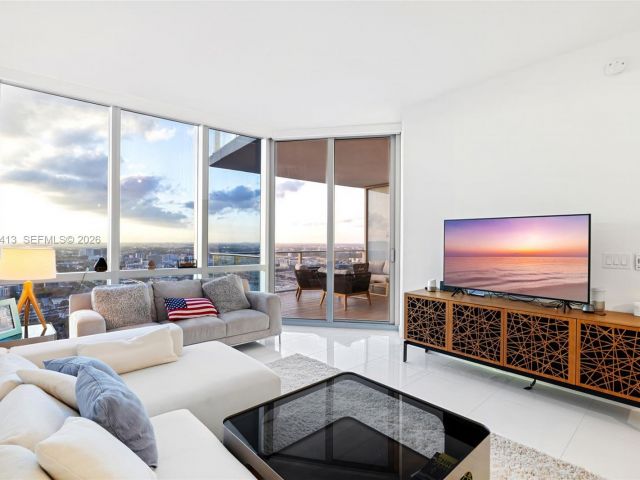 Apartment for rent  Unit #4506 - photo 7488021