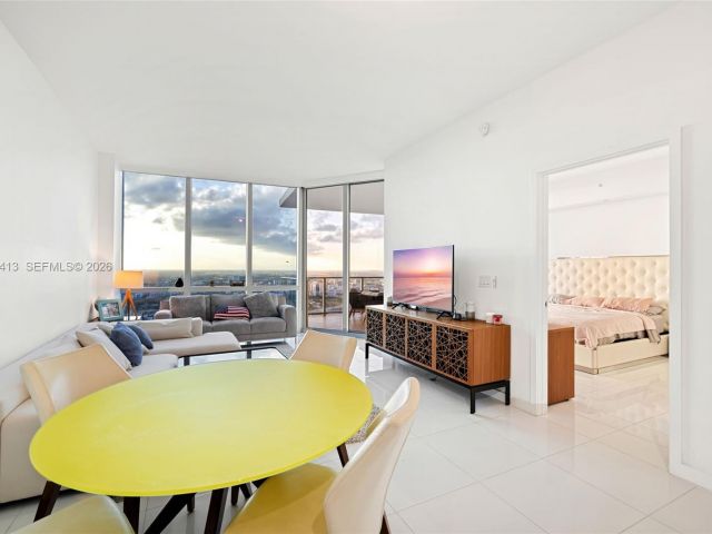 Apartment for rent  Unit #4506 - photo 7488026