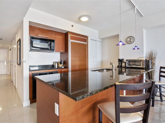 Apartment for rent  Unit #4409 - photo 7499453