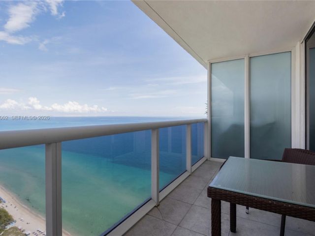 Apartment for rent  Unit #4409 - photo 7499462