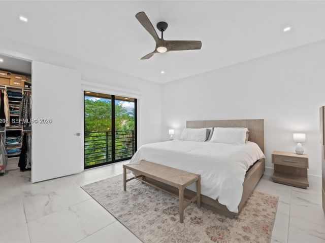 Home for rent at 1056 N Victoria Park Rd - photo 7482008