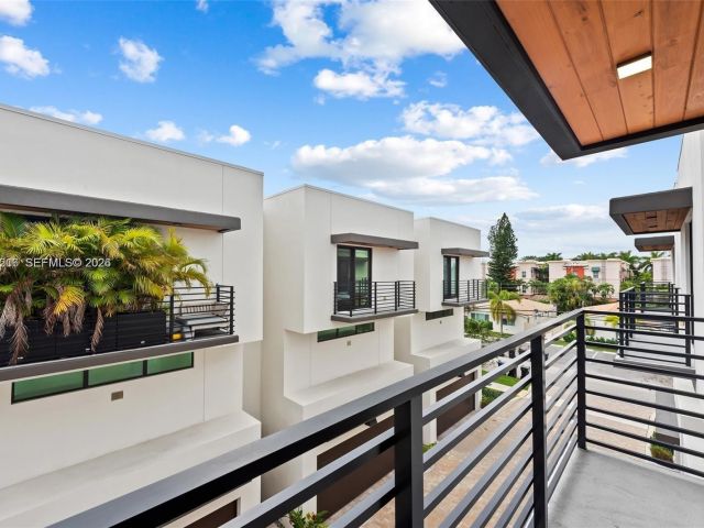 Home for rent at 1056 N Victoria Park Rd - photo 7482012