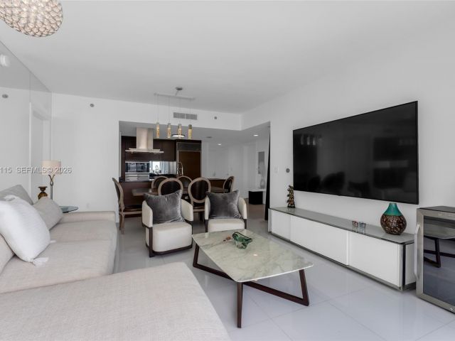 Apartment for rent  Unit #3511 - photo 7510951