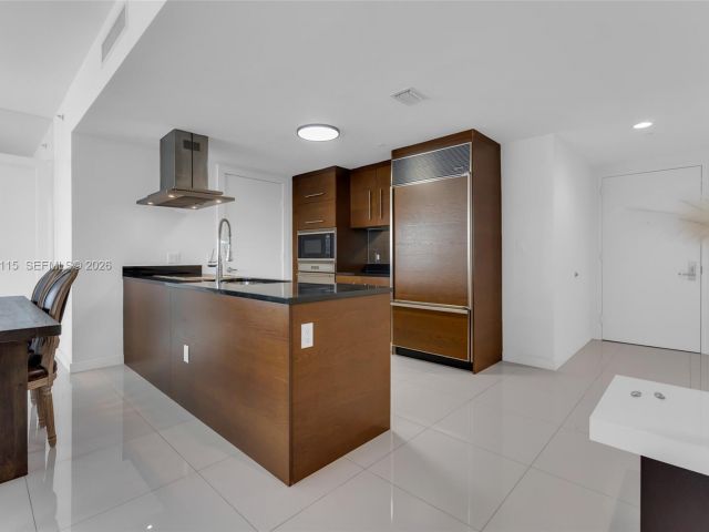 Apartment for rent  Unit #3511 - photo 7510955