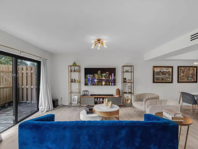 3-bedroom home for rent in Pembroke Pines - 1305 NW 122nd Ter - MondialRealty