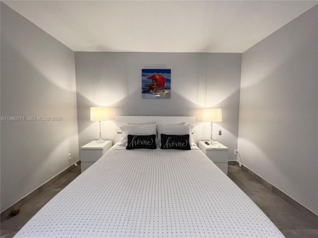 Apartment for rent  Unit #A-2044 - photo 7496187