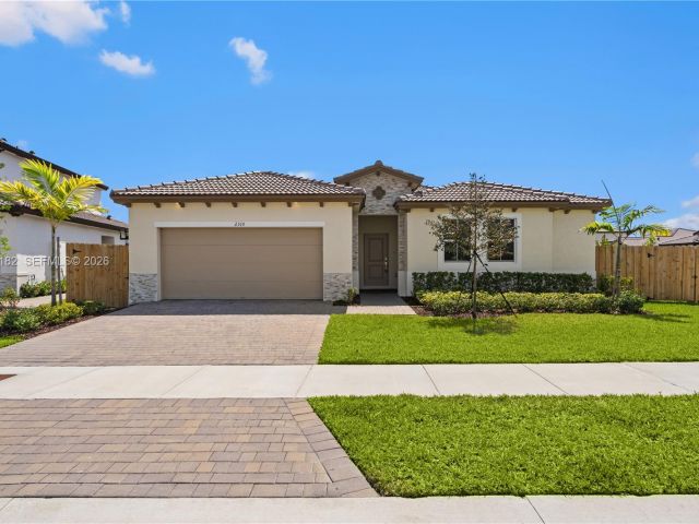 Home for rent at 2310 SE 28th Dr - photo 7457416