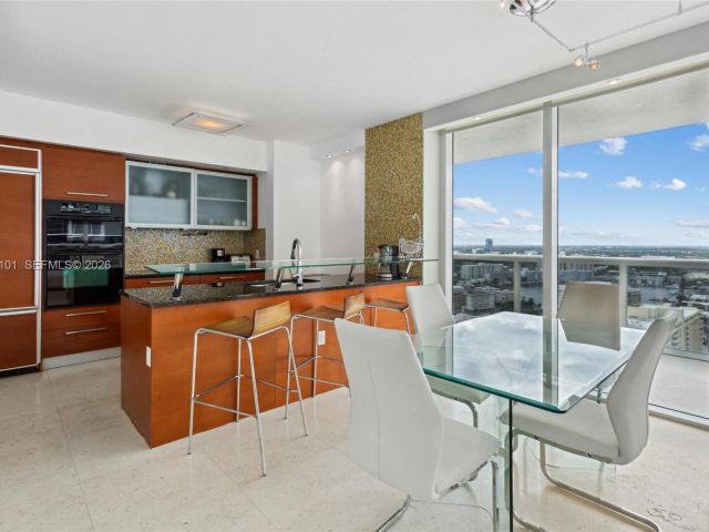 Apartment for rent  Unit #3008 - photo 7499412