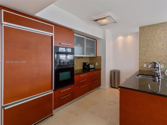 Apartment for rent  Unit #3008 - photo 7499413