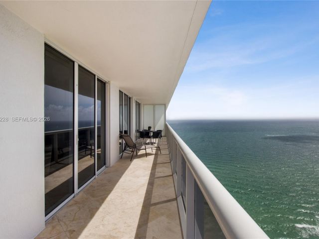 Apartment for rent  Unit #4606 - photo 7499440