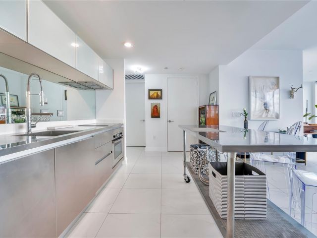 Apartment for rent  Unit #3306 - photo 7488364