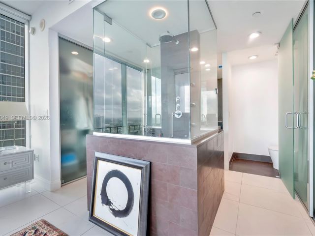 Apartment for rent  Unit #3306 - photo 7488370