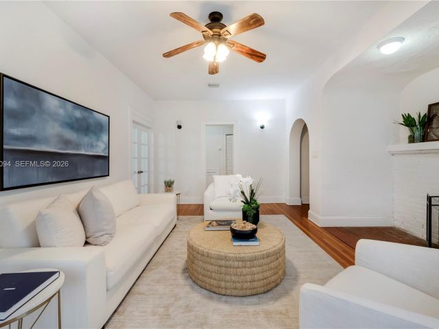 Home for sale at 311 Navarre Ave - photo 7531532