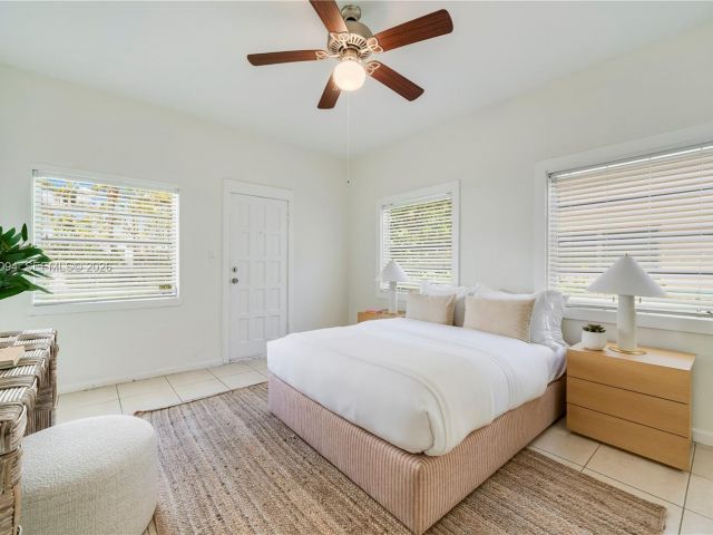 Home for sale at 311 Navarre Ave - photo 7531540