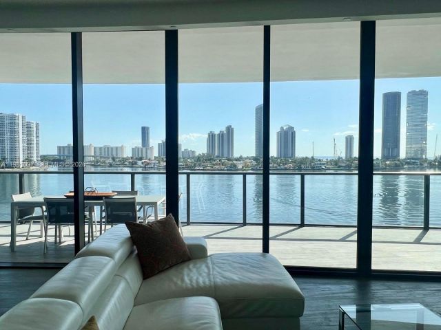 Apartment for rent  Unit #504 - photo 7523097