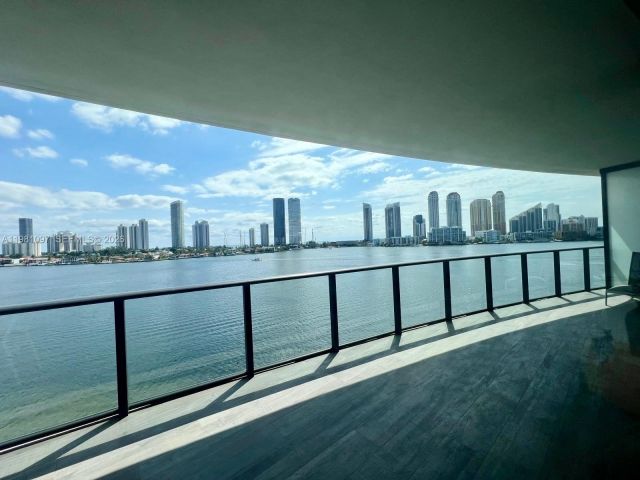 Apartment for rent  Unit #504 - photo 7523098