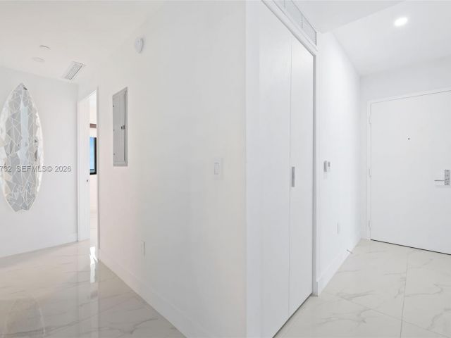 Apartment for rent  Unit #505 - photo 7489046