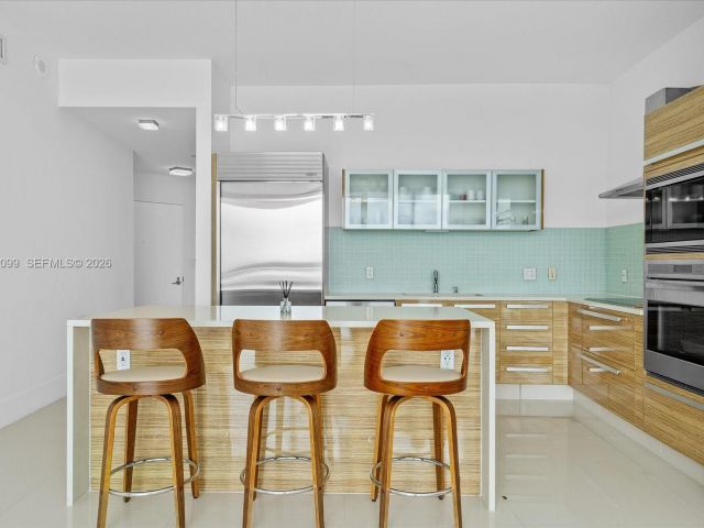 Apartment for rent  Unit #605 - photo 7494850