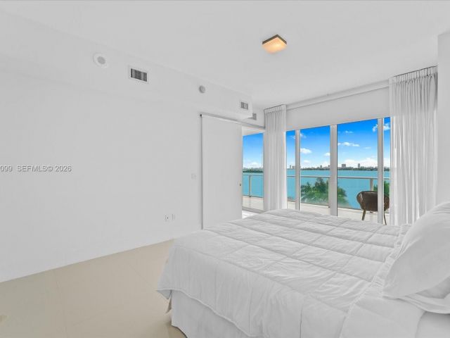 Apartment for rent  Unit #605 - photo 7494857