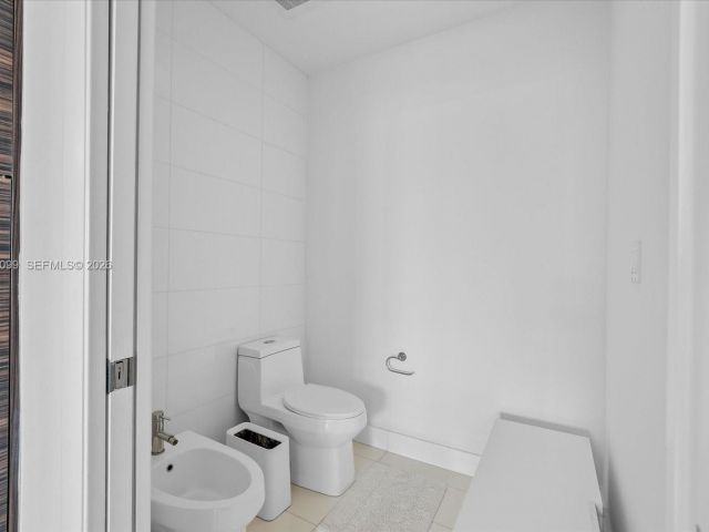 Apartment for rent  Unit #605 - photo 7494859