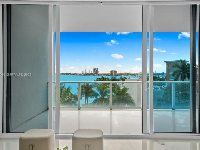 Apartment for rent  Unit #605 - photo 7494862