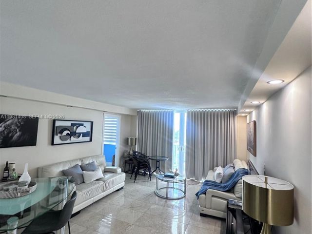 Apartment for rent  Unit #506 - photo 7502336