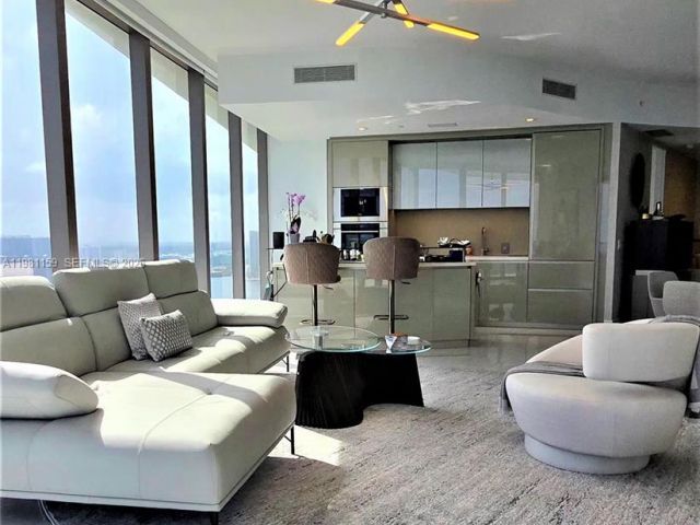 Apartment for sale  Unit #2504 - photo 7495640