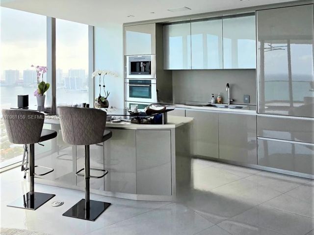 Apartment for sale  Unit #2504 - photo 7495642