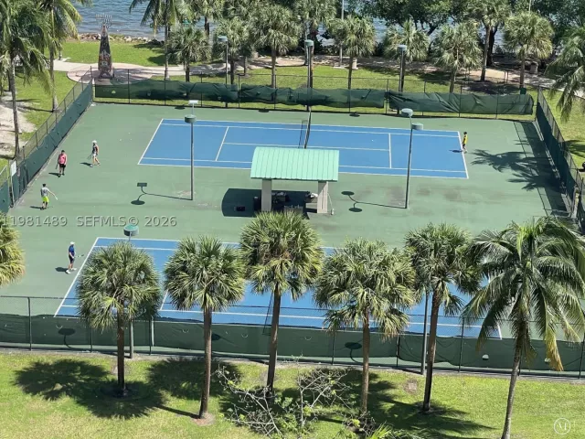 2-bedroom condo for sale in Miami - 1750 N Bayshore Dr 2814 - MondialRealty