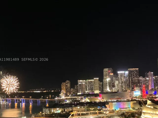 2-bedroom condo for sale in Miami - 1750 N Bayshore Dr 2814 - MondialRealty