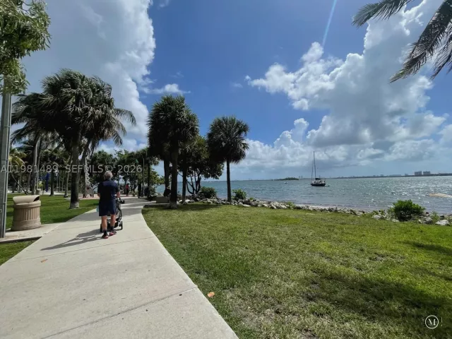 2-bedroom condo for sale in Miami - 1750 N Bayshore Dr 2814 - MondialRealty