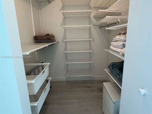 Apartment for rent  Unit #1606 - photo 7518956