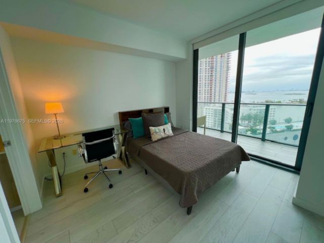 Apartment for rent  Unit #1606 - photo 7518957