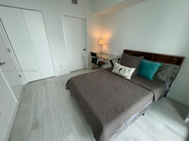 Apartment for rent  Unit #1606 - photo 7518958