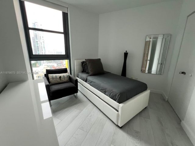 Apartment for rent  Unit #1606 - photo 7518964