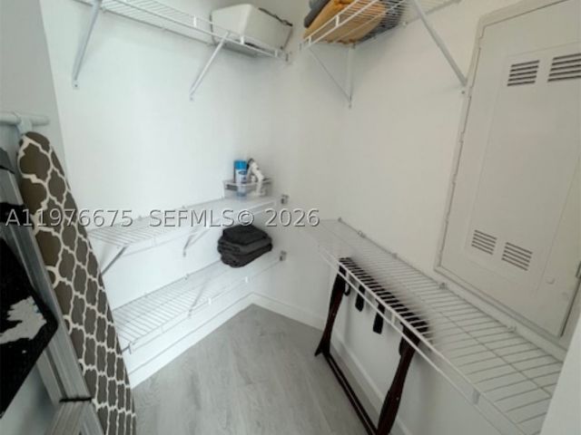 3-bedroom condo for rent in Miami - 501 NE 31st St 1606 - MondialRealty
