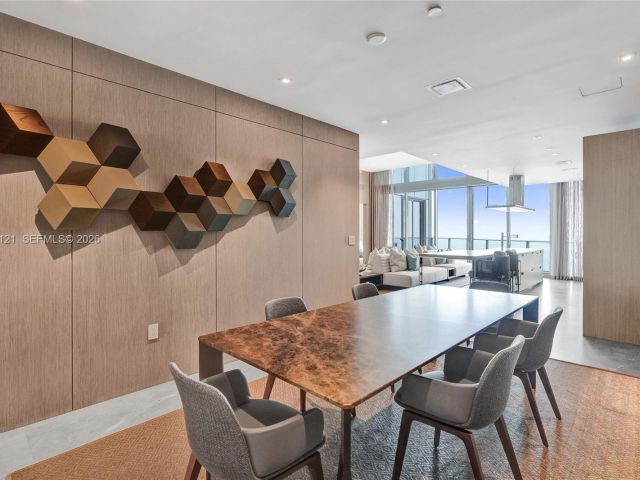 Apartment for rent  Unit #4802 - photo 7494567