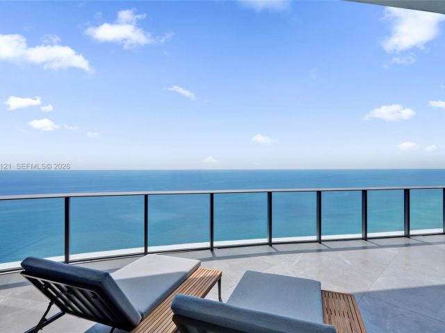 Apartment for rent  Unit #4802 - photo 7494570