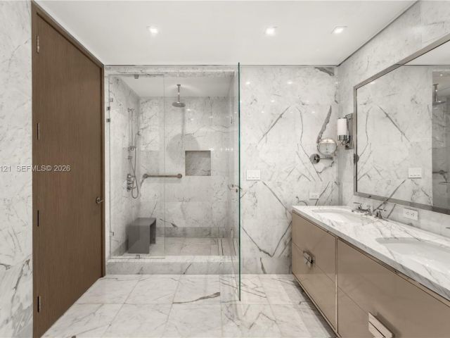 Apartment for rent  Unit #4802 - photo 7494575